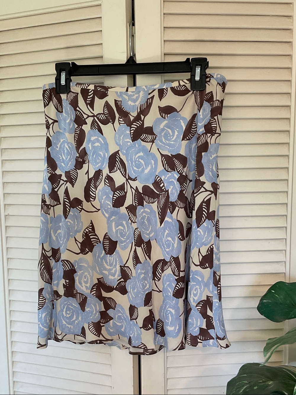 Ann Taylor LOFT 100% Silk Blue with Brown Leaf Print Skirt
